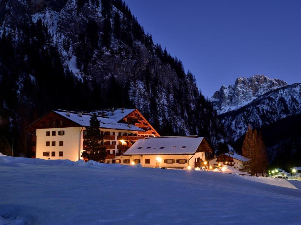 Dolomitissime Holiday Homes Marmolada روكا بييتوري المظهر الخارجي الصورة